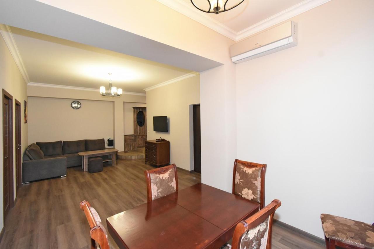 Yerevan Home Esterno foto