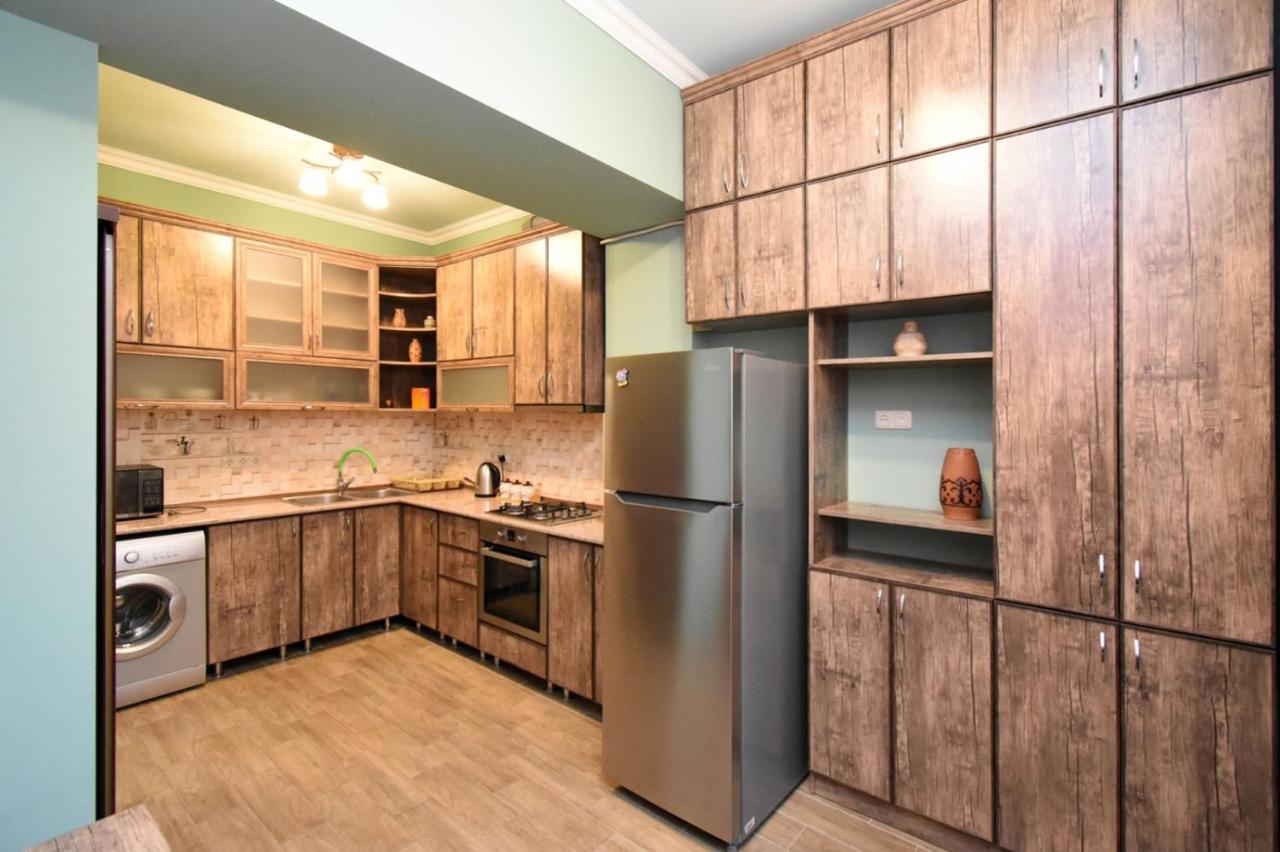 Yerevan Home Esterno foto