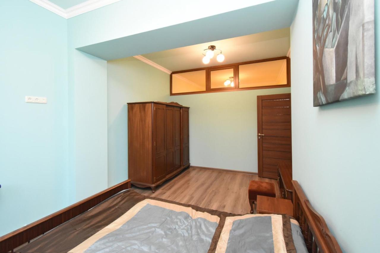 Yerevan Home Esterno foto